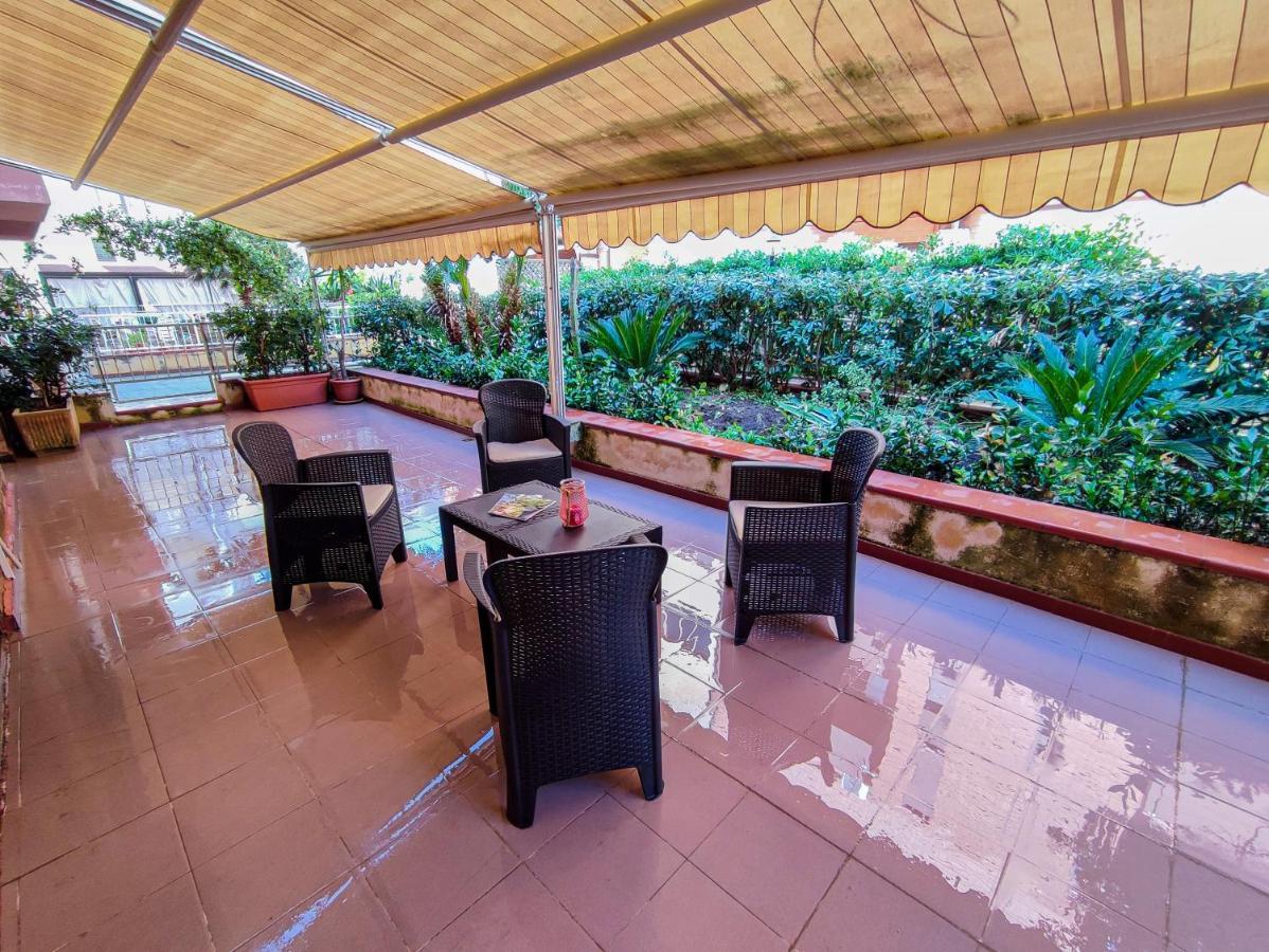 Elegante Appartamento A Cefalu Exterior photo